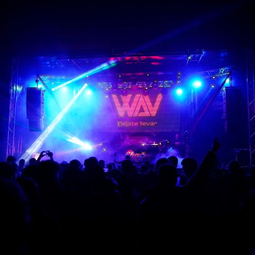 concierto con escenario de noche